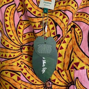 Cute Farm rio mini dress never worn, still has tags, women’s size M